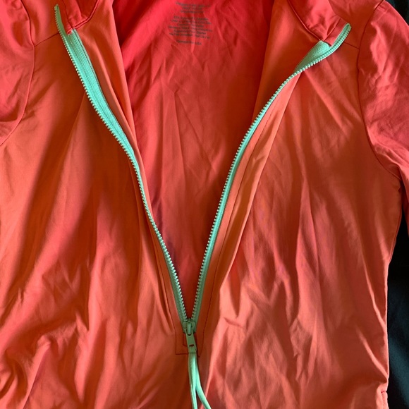 Carve Design Rash guard - Picture 4 of 6